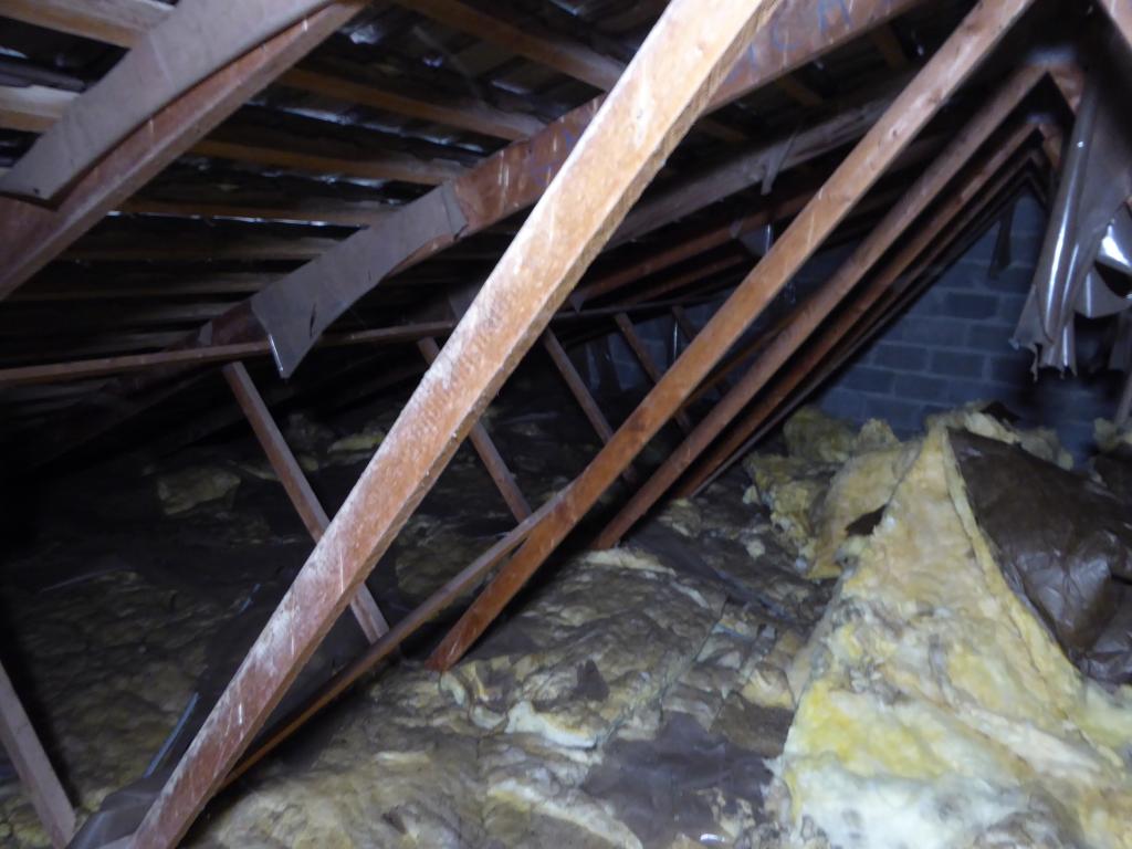 Avant  isolation comble